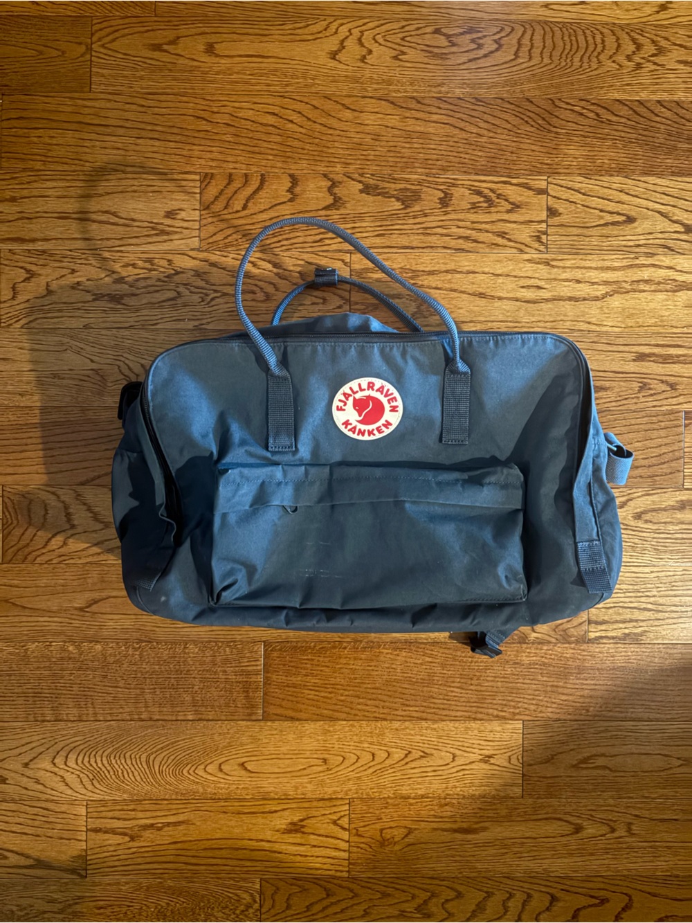 Fjallraven Kånken Weekender Duffel Bag in Navy